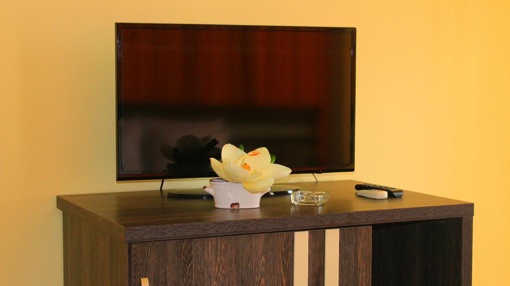 Hotel Lazuri In Kvariati Zewnętrze zdjęcie