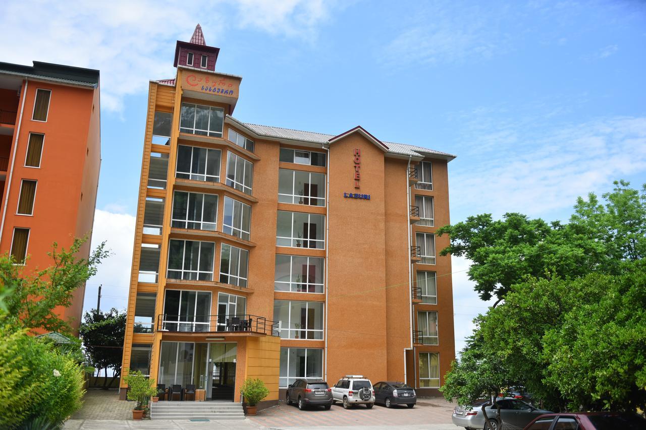 Hotel Lazuri In Kvariati Zewnętrze zdjęcie